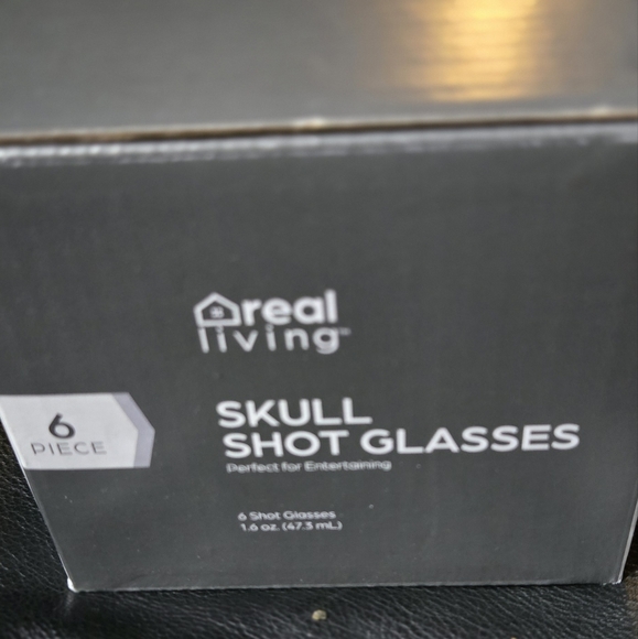 Skull shot glass Real Living 6 glass set NEW in box gift set - Picture 2 of 5